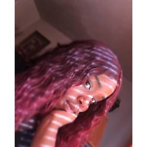 Meet your Posher, Shakayla